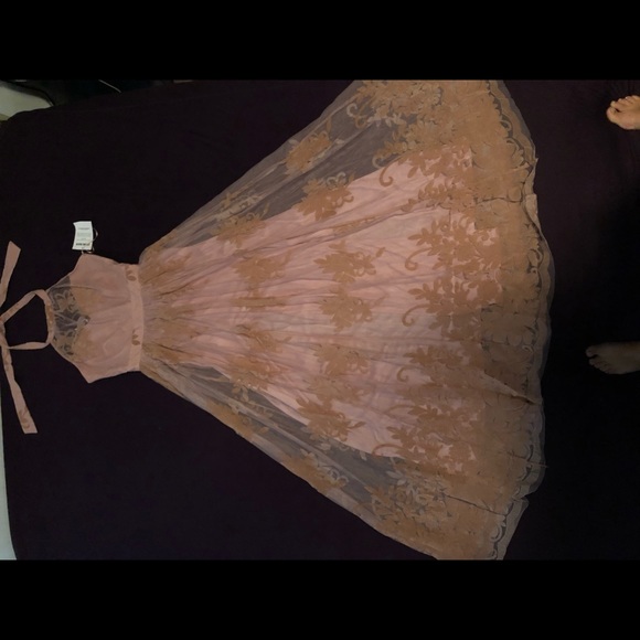 Blush guest wedding dress size medium - Picture 5 of 5